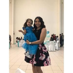 Meet your Posher, Marcela